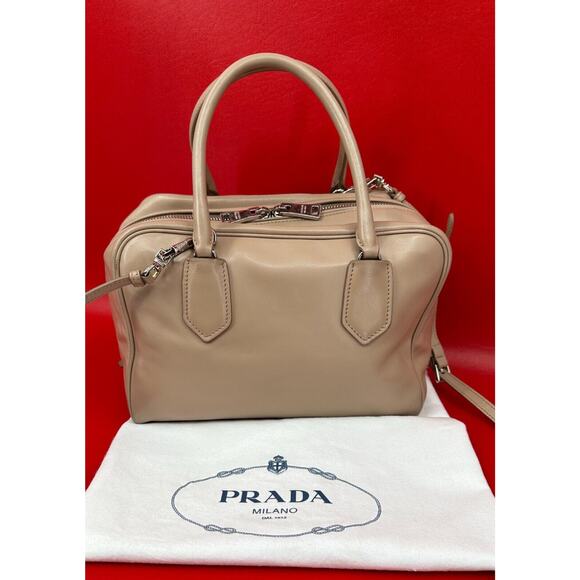 Prada Inside Bauletto Soft Taupe & Pink Calfskin Stylish Shoulder Crossbody Bag - Picture 3 of 16